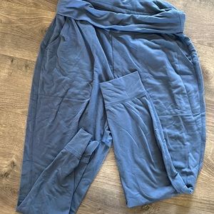 Old navy jogger